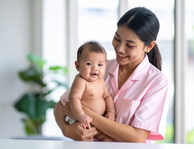 Cảm nhận dịch vụ bảo mẫu tại gia cùng gia đình chị Nhung anh Thắng